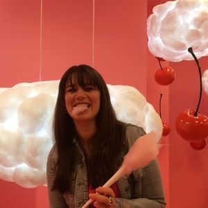 Meet your Posher, Eleanor